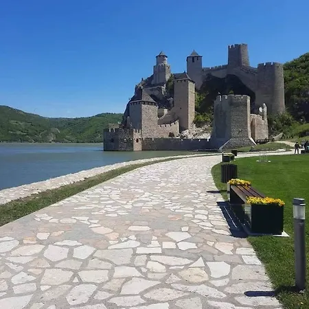 Hill 1 * גולובאץ